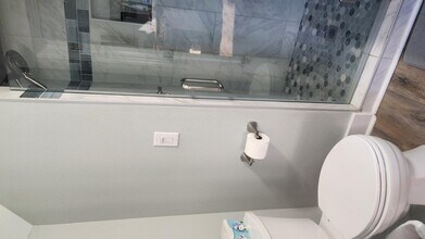 9149 Timber Ln in Navarre, FL - Building Photo - Building Photo