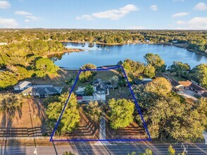 15821 Wilson Parrish Rd in Umatilla, FL - Building Photo - Building Photo