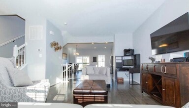 18540 Hickory Meadow Dr in Olney, MD - Building Photo - Building Photo