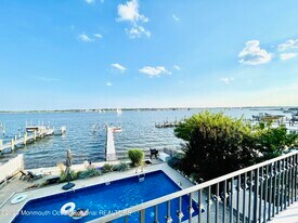 709 Princeton Ave in Brick, NJ - Building Photo