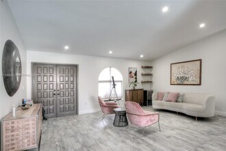 15831 SW 139th Pl in Miami, FL - Building Photo - Building Photo