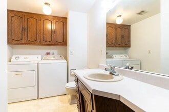 1703 St Agnes Dr in Green Bay, WI - Building Photo - Building Photo
