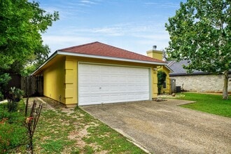 4210 Colonneh Trail in San Antonio, TX - Building Photo - Building Photo