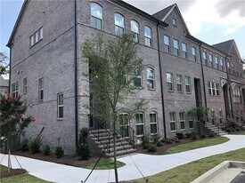 3670 Trevi Ln in Suwanee, GA - Building Photo