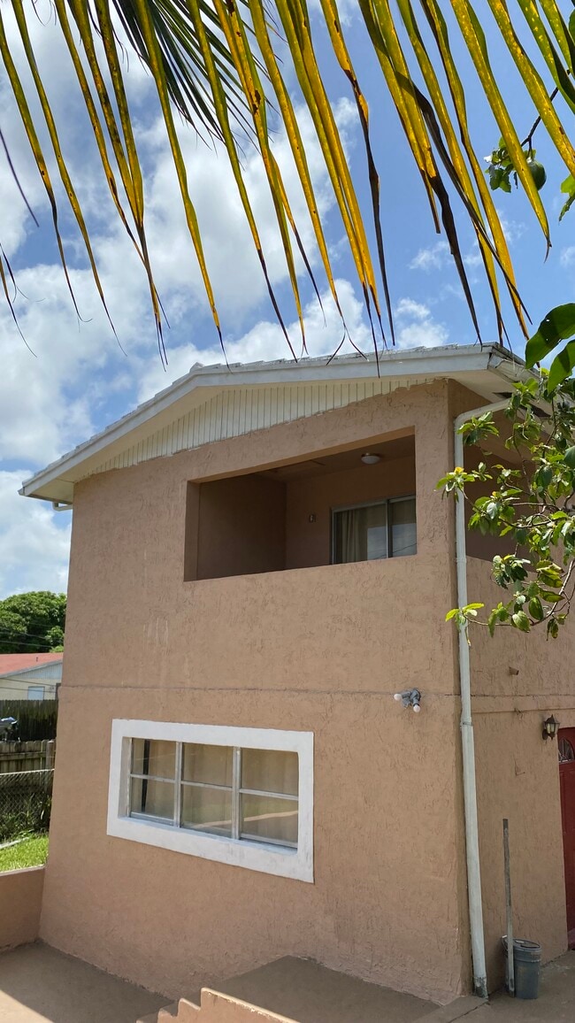 1940 NE 2nd Ave in Pompano Beach, FL - Building Photo - Building Photo