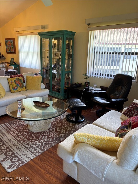 property at 4983 Pepper Cir