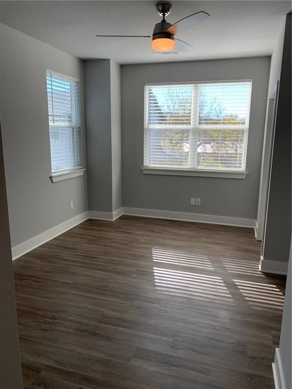 property at 1735 W Deane St