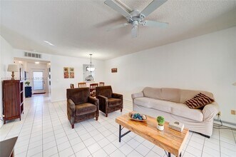 7620 NW 18th St in Margate, FL - Building Photo - Building Photo