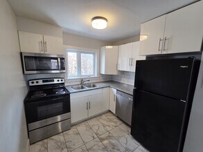 85 Evans Ave in Halifax, NS - Building Photo - Building Photo