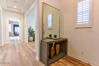 6981 Shadow Wood Dr in Moorpark, CA - Building Photo - Building Photo