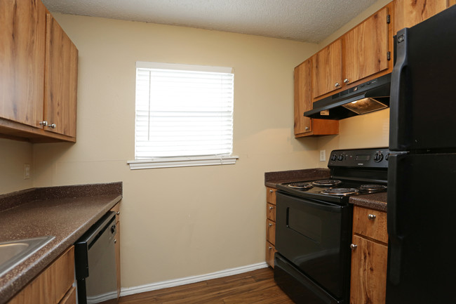 Lodge at Timberhill in San Antonio, TX - Building Photo - Interior Photo