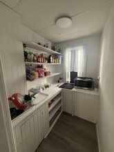 25 Wyman St, Unit 1. 1 room available in Worcester, MA - Building Photo - Building Photo
