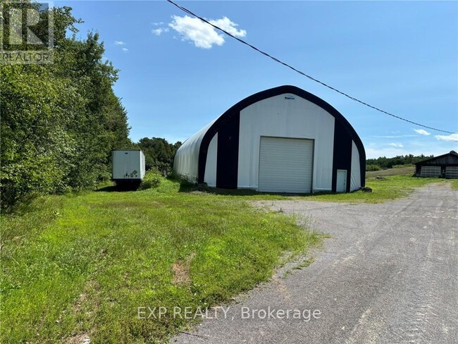 76 Ruttan Rd in Renfrew, ON - Building Photo - Building Photo