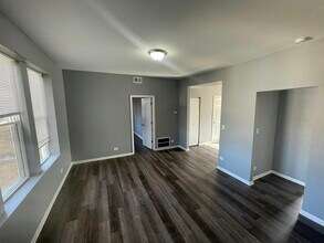 1854 S Central Park Ave in Chicago, IL - Building Photo - Building Photo