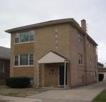 2260 W Des Plaines Ave Apartments