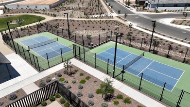 15773 W Kendall St in Goodyear, AZ - Foto de edificio - Building Photo