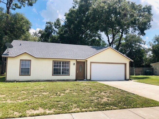 3359 Phonetia Dr in Deltona, FL - Building Photo - Building Photo