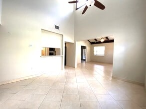 12225 Environmental Dr, Unit #4 in New Port Richey, FL - Building Photo - Building Photo