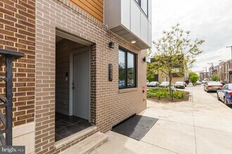 2132 Berges St in Philadelphia, PA - Building Photo - Building Photo