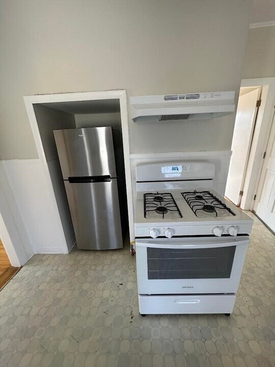 163 Webster Ave, Unit 3 in Cambridge, MA - Building Photo