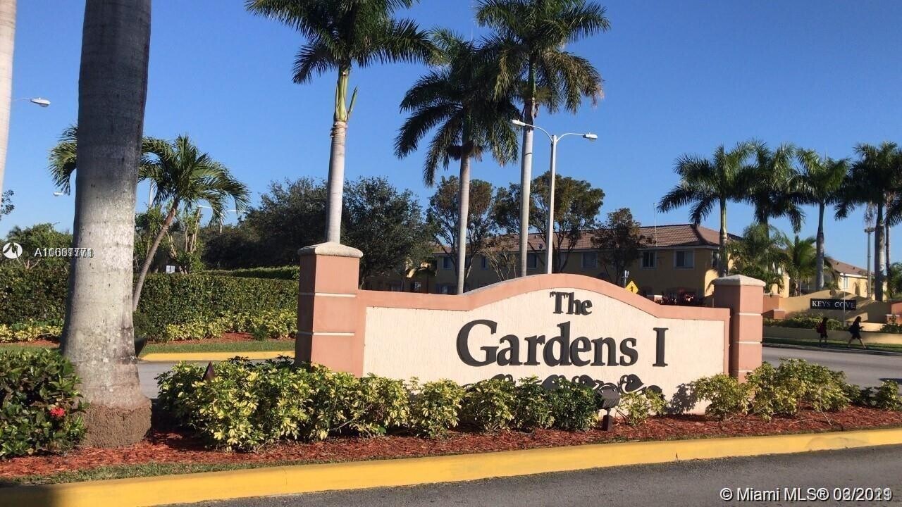 1271 SE 28th Ct-Unit -204 in Homestead, FL - Building Photo