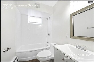 25184 Wiseman St in Roseville, MI - Building Photo - Building Photo