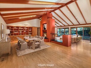 335 Claremont Way in Menlo Park, CA - Building Photo - Building Photo