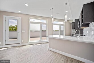1617 Rhode Island Ave NE in Washington, DC - Building Photo - Building Photo