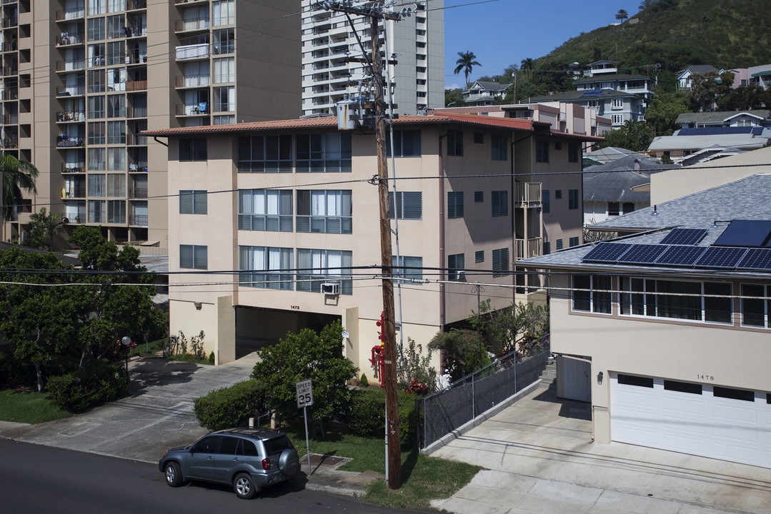 1472 Thurston Ave in Honolulu, HI - Foto de edificio