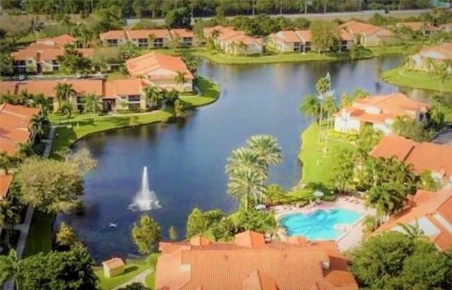1253 SW 46th Ave in Pompano Beach, FL - Building Photo - Building Photo