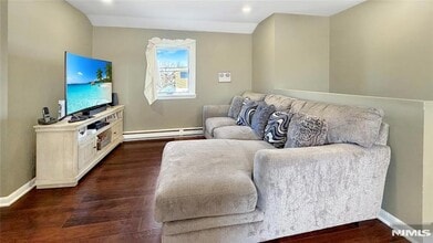 154 Charlton Ave in Lodi, NJ - Building Photo - Building Photo