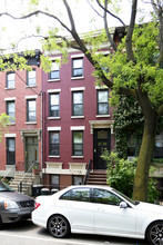 512 Clinton St in Brooklyn, NY - Building Photo - Building Photo