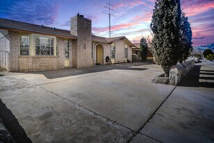 5664 Longview Dr in El Paso, TX - Building Photo