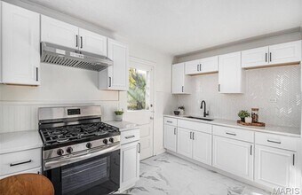 24 Lamar Dr in Jennings, MO - Building Photo - Building Photo