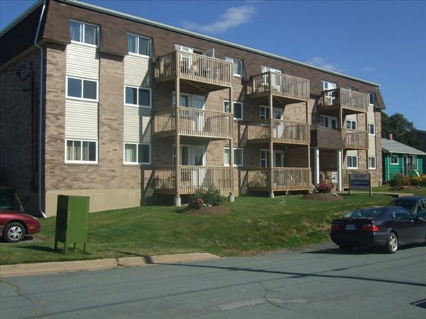 15 Borden in Halifax, NS - Building Photo