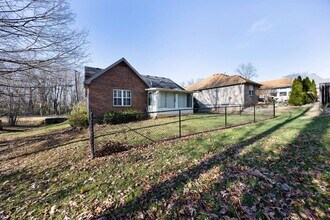 1125 Oak St in Elizabethtown, KY - Building Photo - Building Photo