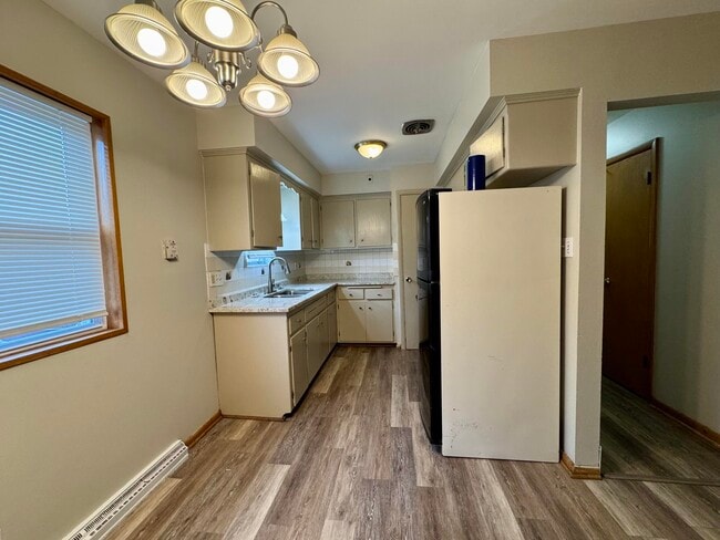 3952 S 43rd St in Milwaukee, WI - Building Photo - Building Photo