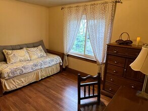 148 Church St in Oak Hill, WV - Building Photo - Building Photo