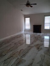 4835 Mill Run Dr in New Port Richey, FL - Building Photo - Building Photo
