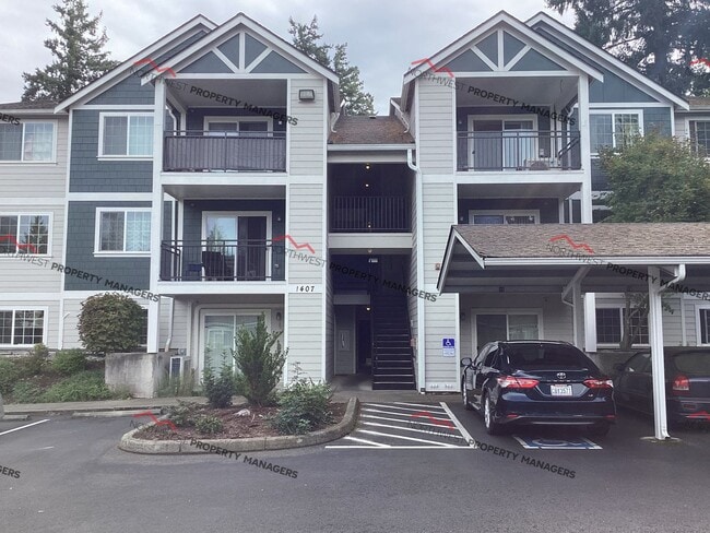 property at 1407 Evergreen Park Dr SW