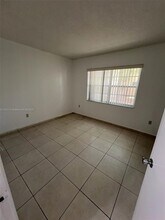 15605 SW 74th Cir Dr in Miami, FL - Building Photo - Building Photo