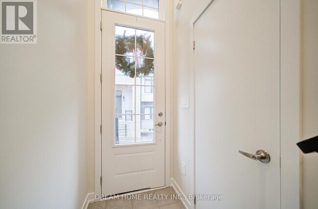 6 Victor Metcalf Ln in Richmond Hill, ON - Building Photo - Building Photo