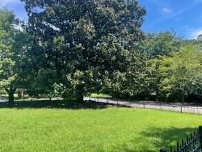 185 Crestview Cir in Athens, GA - Building Photo - Building Photo