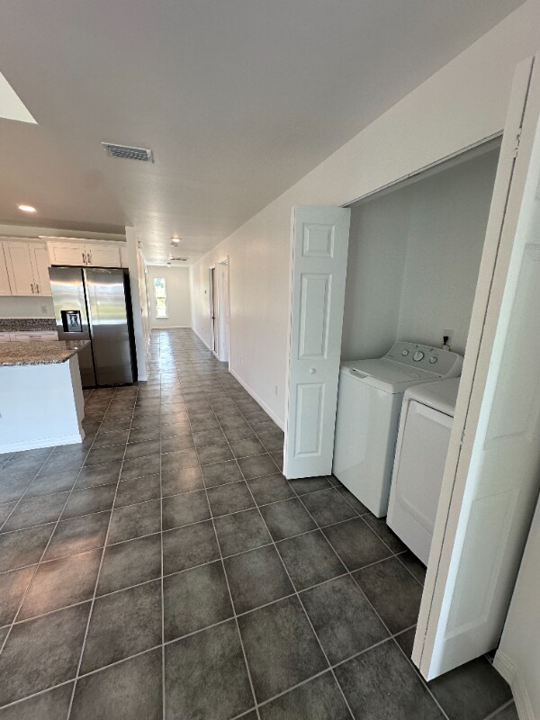2400 Martin Ave S-Unit -2400 Martin Ave S in Lehigh Acres, FL - Building Photo - Building Photo