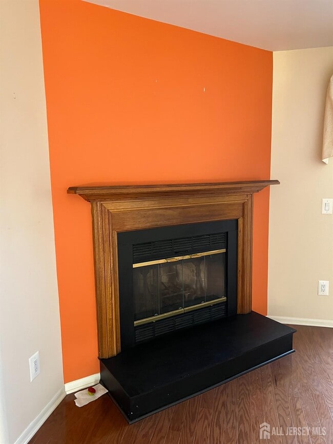 property at 92 Heather Ct