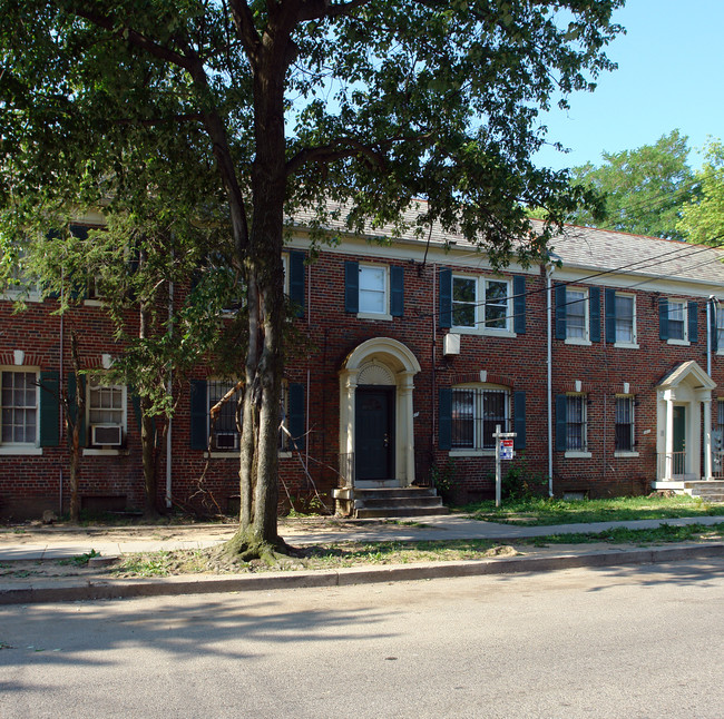 1823 Q St SE in Washington, DC - Building Photo - Building Photo