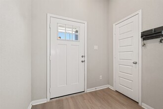 8014 Barret Travis Ct in Beasley, TX - Building Photo - Building Photo