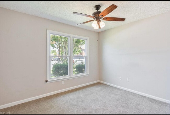 property at 529 Brisa Dr