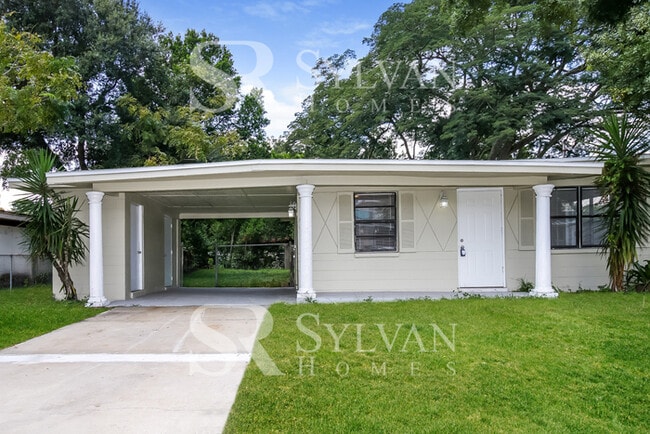 7326 Kingsbury Cir in Tampa, FL - Building Photo - Building Photo