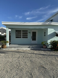 150 W Avenue A in Key Largo, FL - Building Photo - Building Photo